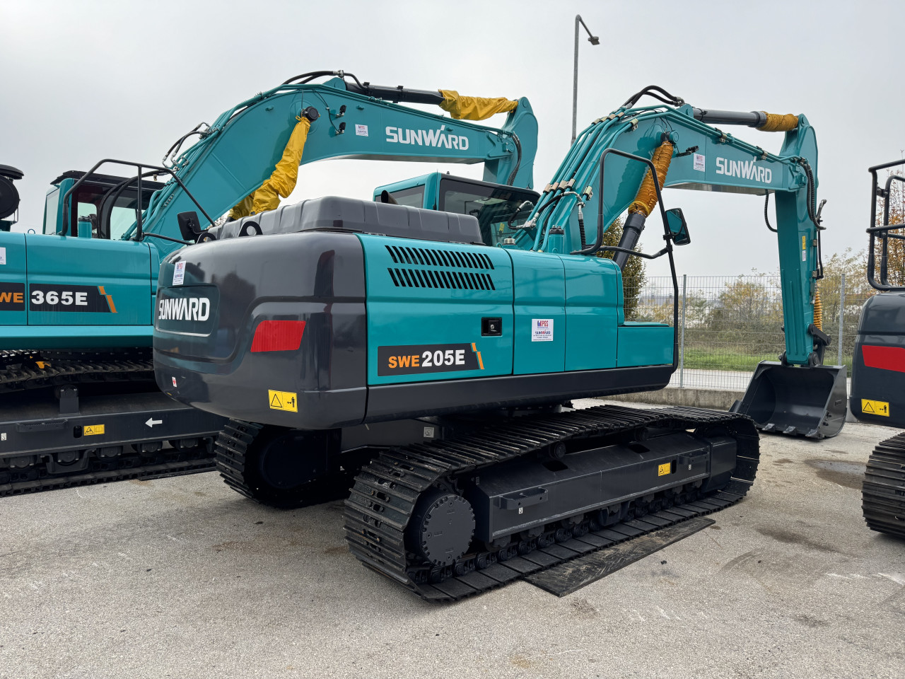 Sunward SWE205E Bager Gusjenicar 21 TONA