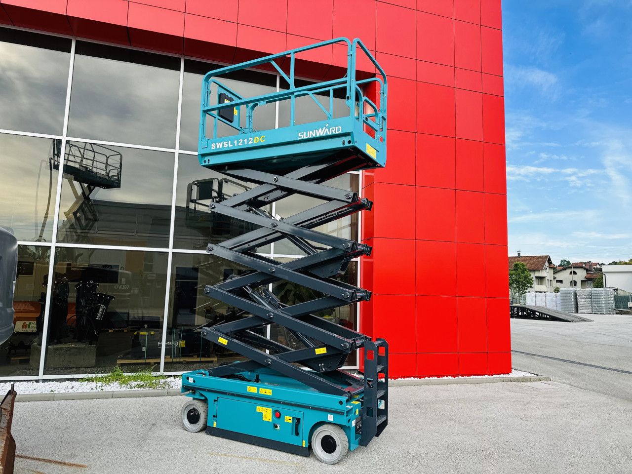 Dizalica Platforma SUNWARD SWSL1212DC