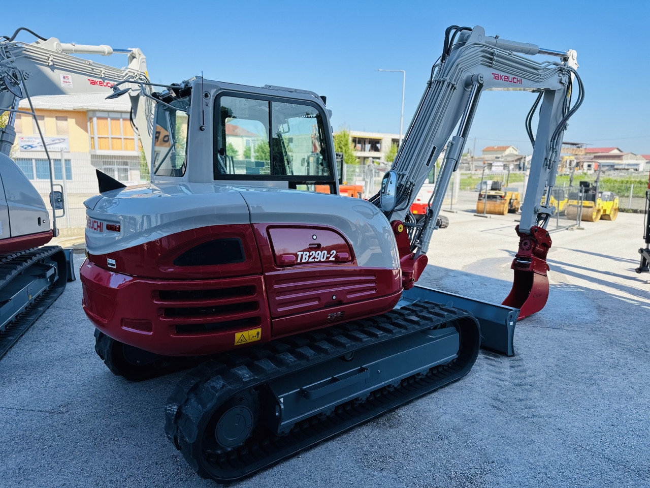 Mini Bager Takeuchi TB290-2 Najprodavani 9 tonski bager u BIH
