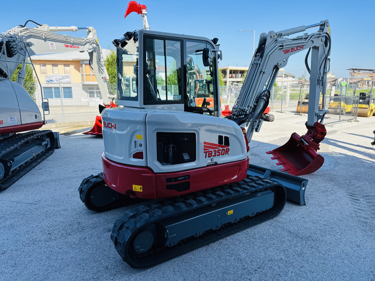 Mini Bager Gusjenicar Takeuchi TB350R