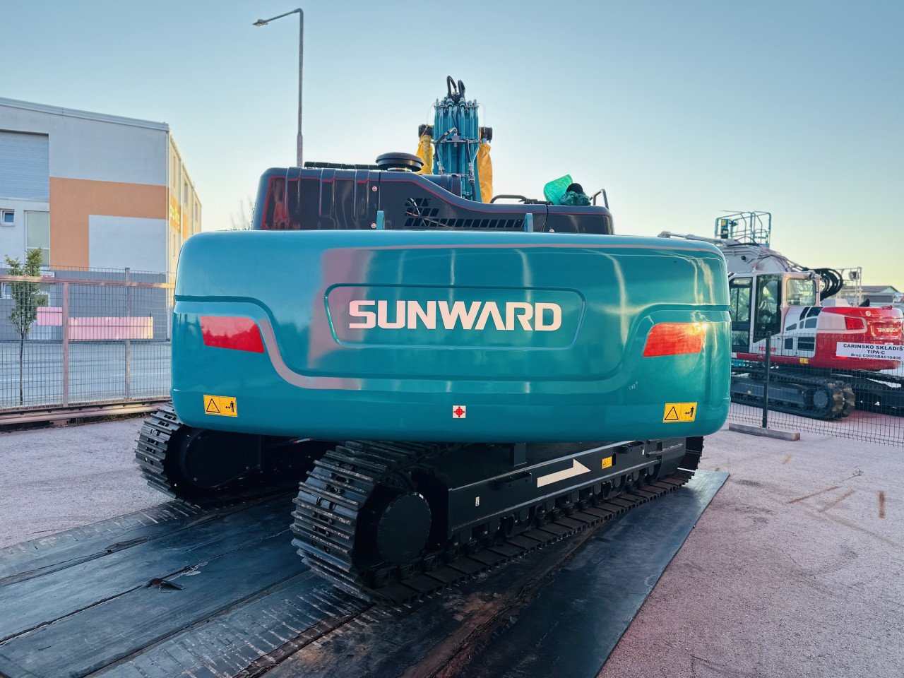 Bager Gusjenicar Sunward SWE365E (36 tona)