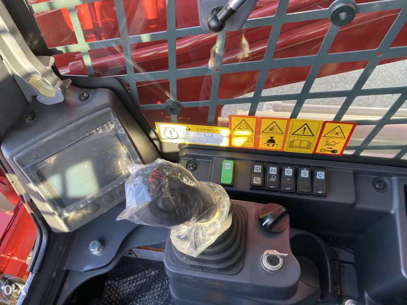 Mini Bager Utovarivac Takeuchi TL8R2 PGS