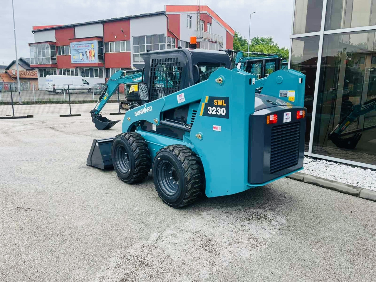 Mini Bager Utovarivac SUNWARD SWL3230