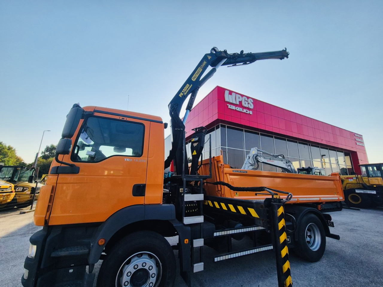 Kamion Man 18290 Kiper Kran 4X2 Spera