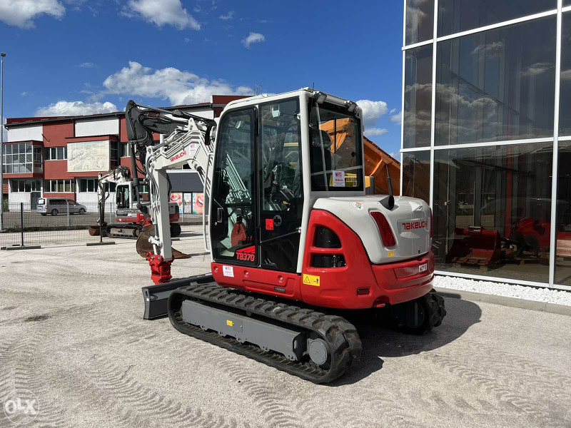 Mini Bager Gusjenicar TAKEUCHI TB370 NEW