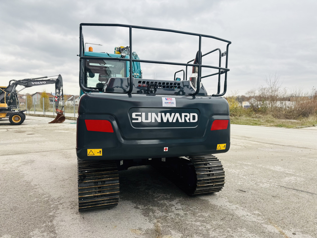 Mini Bager Gusjenicar Sunward SWE155F 16 TONA