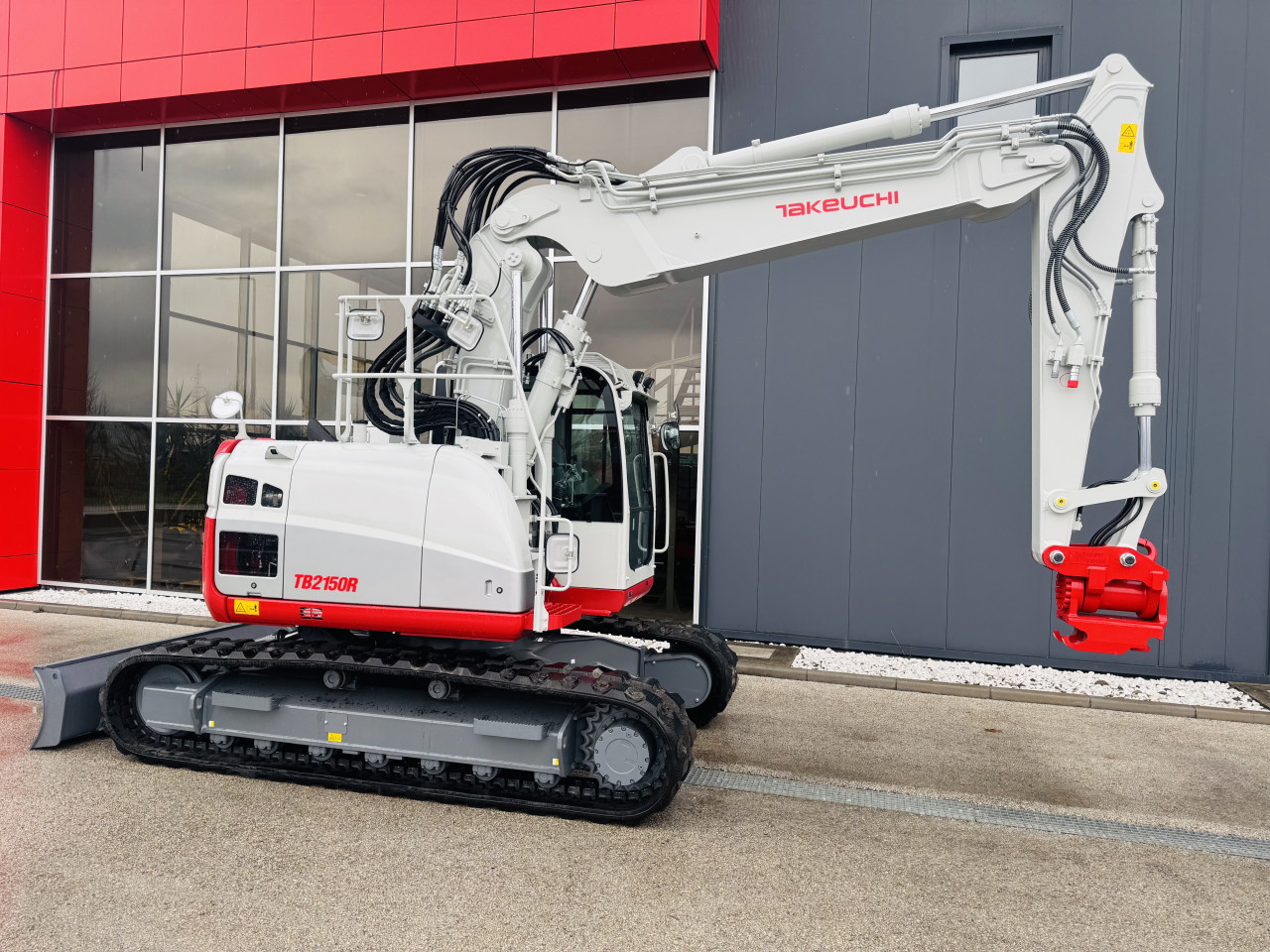 Mini Bager Gusjenicar TAKEUCHI TB2150R V