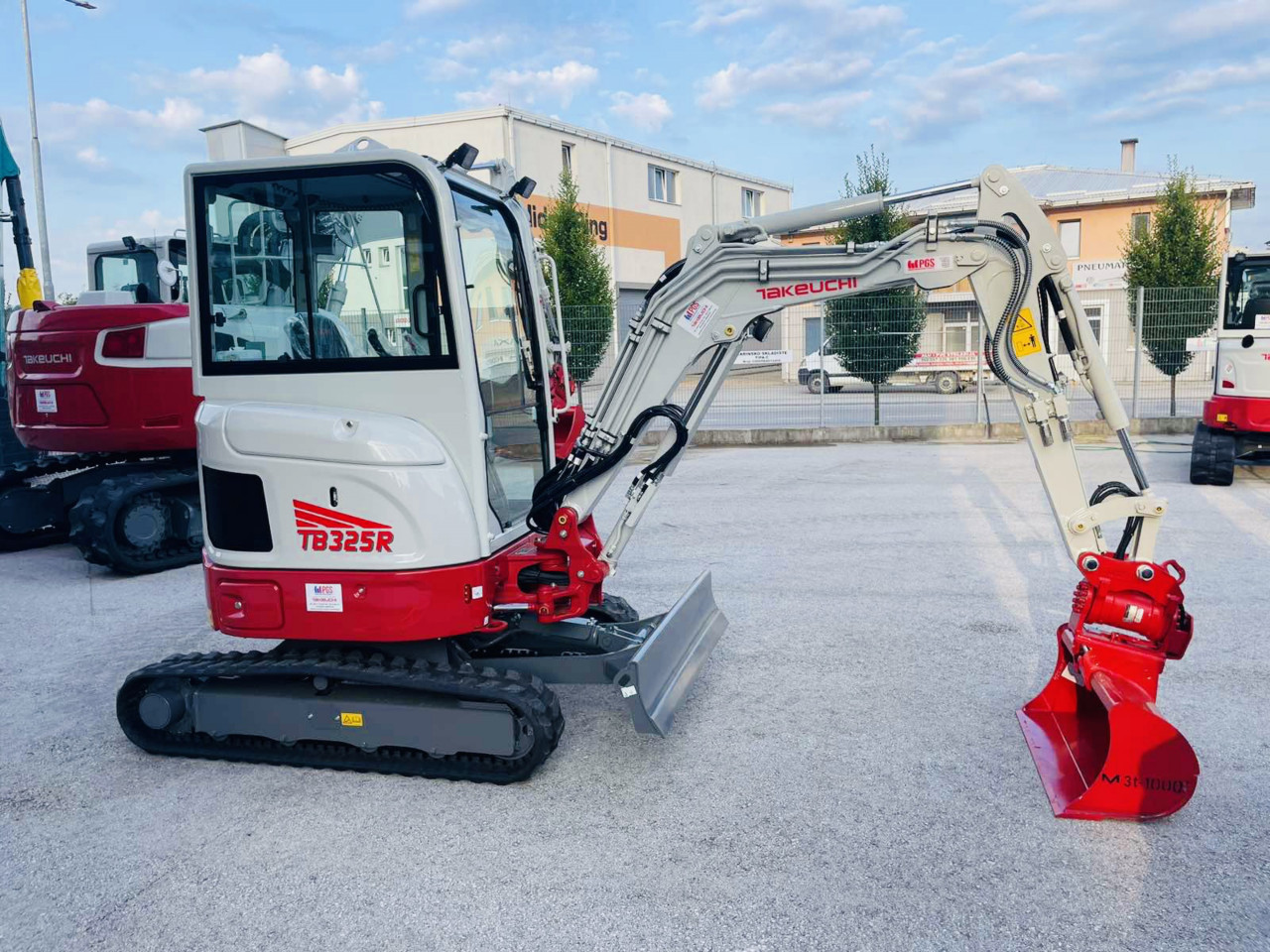 Mini Bager TAKEUCHI TB325R