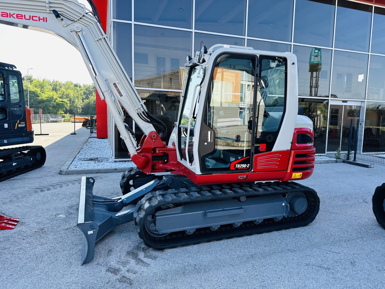 Mini Bager Takeuchi TB290-2 Najprodavani 9 tonski bager u BIH