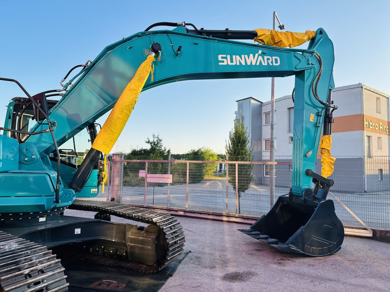 Bager Gusjenicar Sunward SWE365E (36 tona)