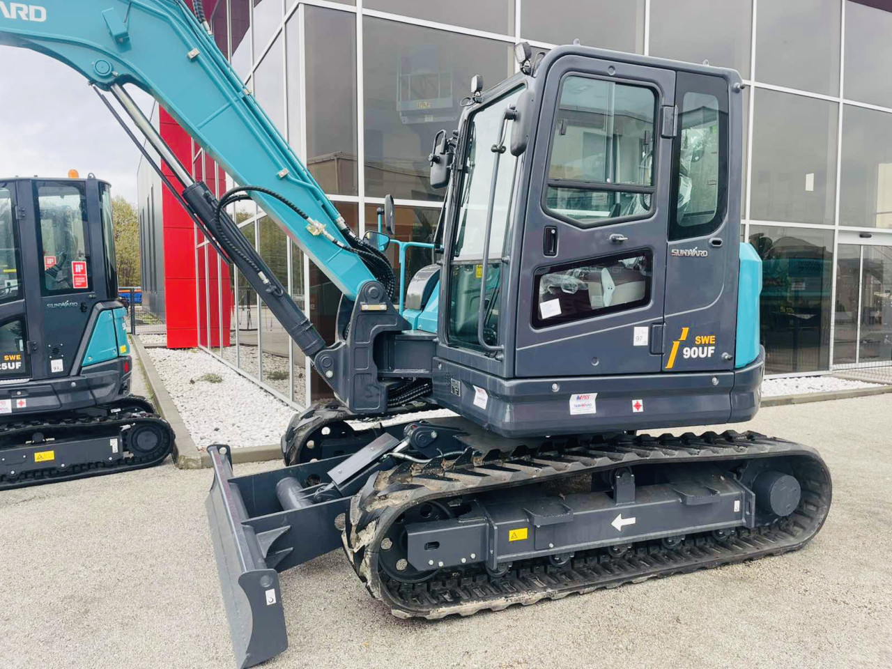 Mini Bager Gusjenicar SUNWARD SWE90UF 9 TONA