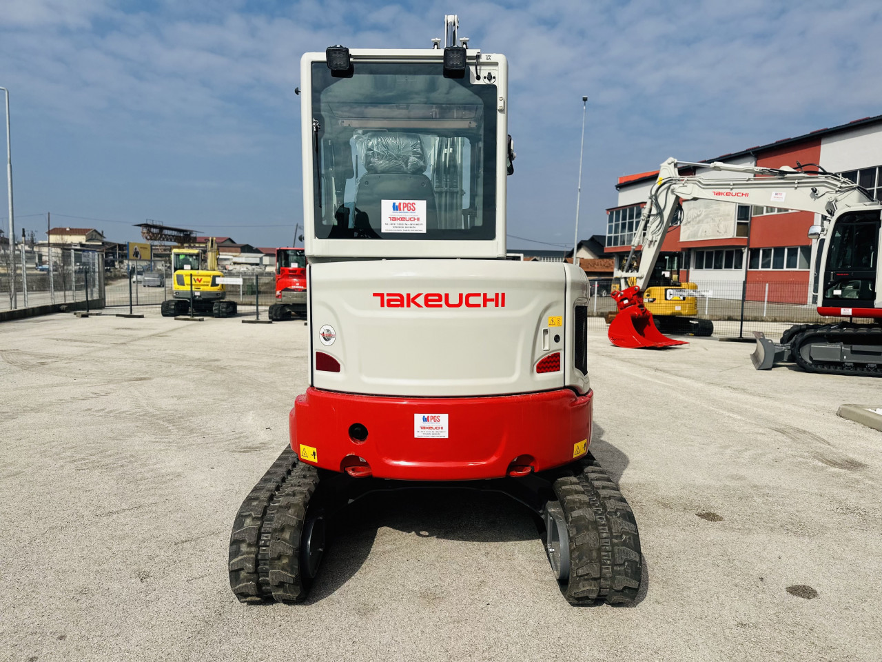 Mini Bager Gusjenicar TAKEUCHI TB335R new new