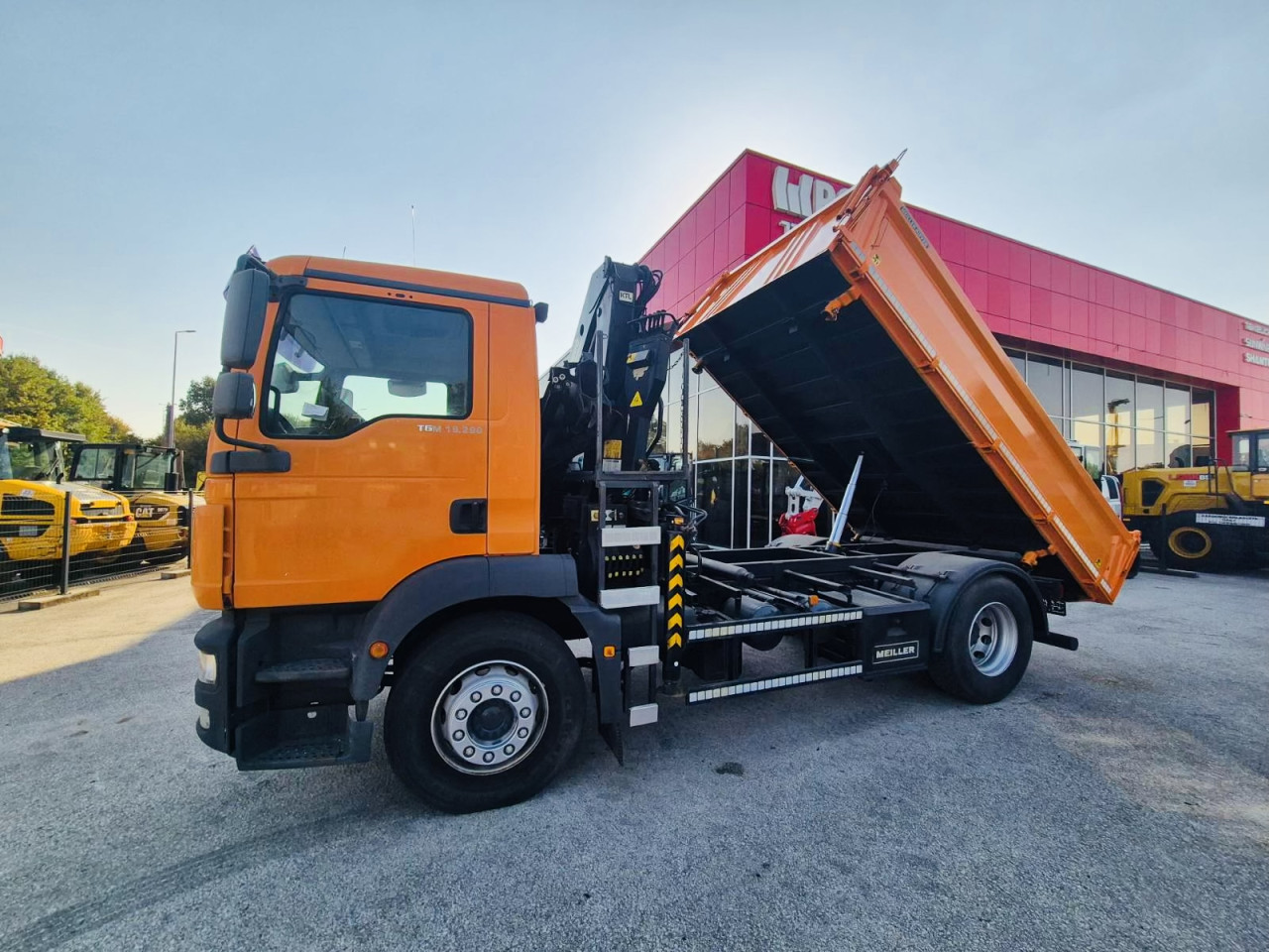 Kamion Man 18290 Kiper Kran 4X2 Spera