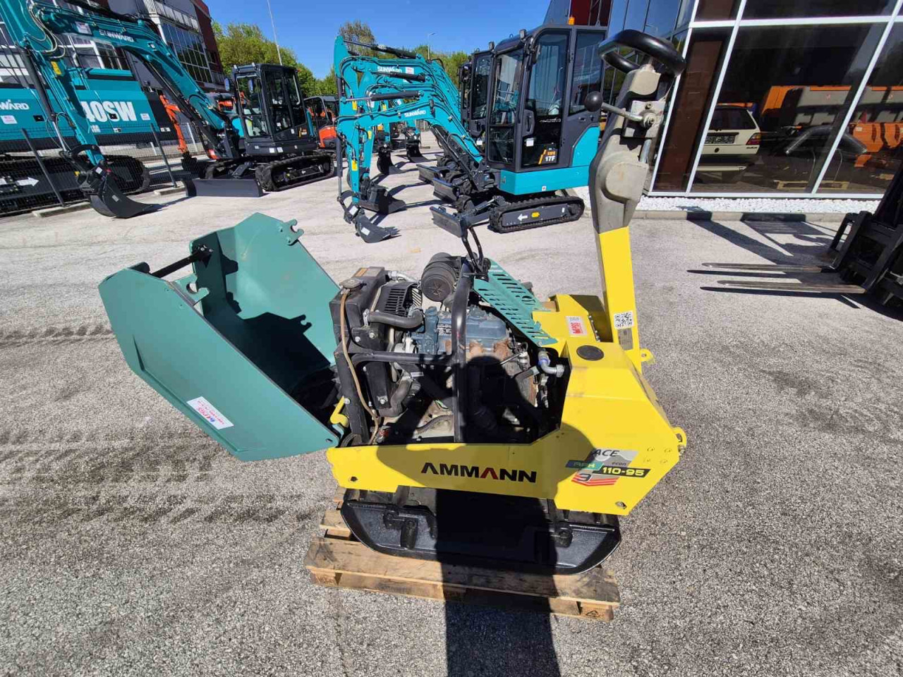 Vibro Nabijac Zaba Amman APH110 830kg