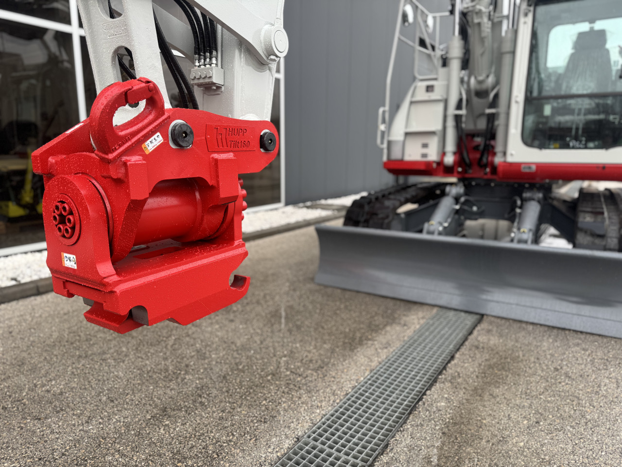 Mini Bager Gusjenicar TAKEUCHI TB2150R V