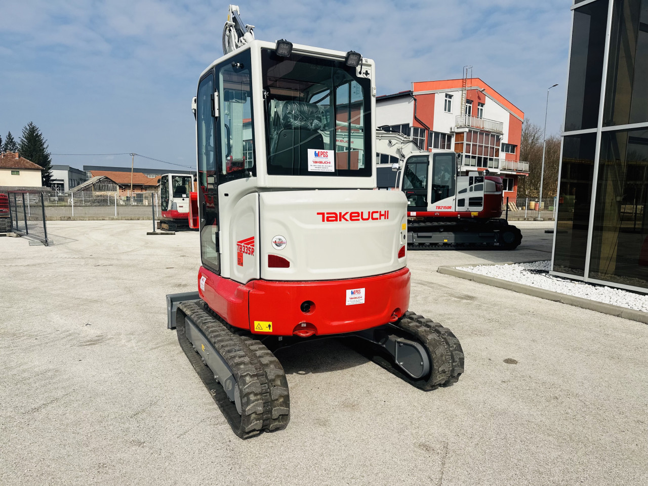 Mini Bager Gusjenicar TAKEUCHI TB335R new new