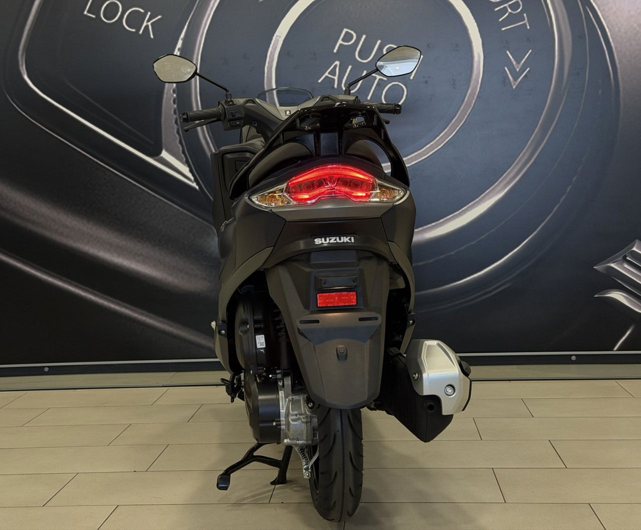 SUZUKI BURGMAN 125 STREET EX - ISPORUKA ODMAH!!!