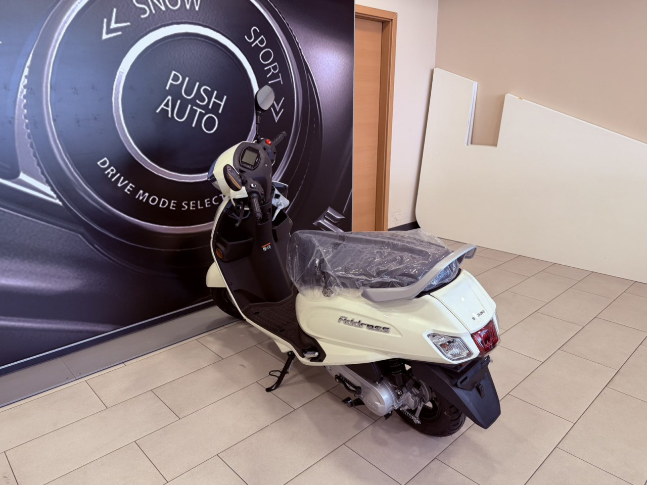 NOVI SUZUKI ADDRESS 125ccm - SCOOTER - AC BERLIJETA SARAJEVO