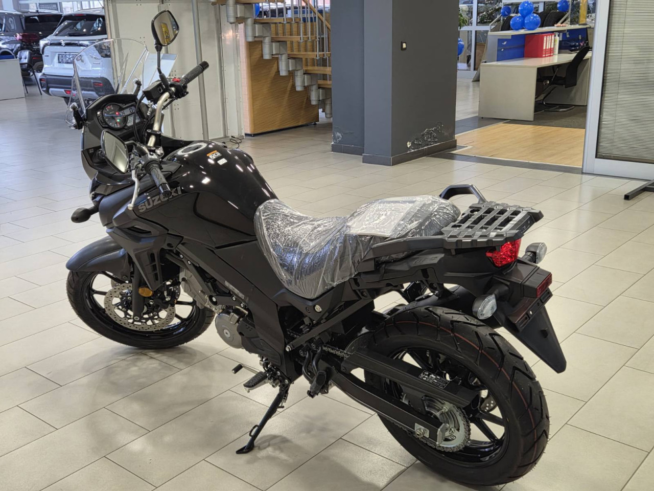 SUZUKI V STROM 650