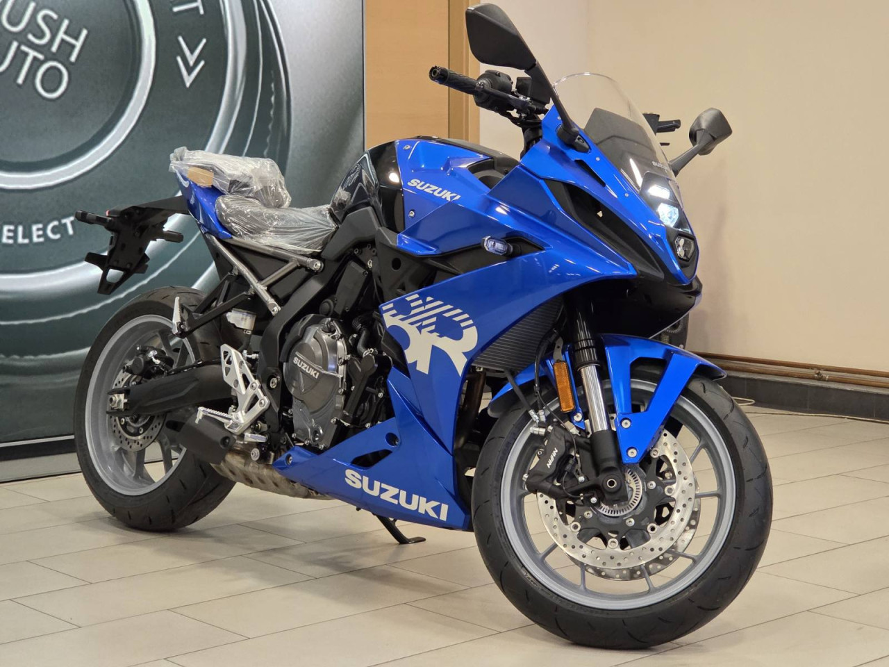 Suzuki GSX 8S