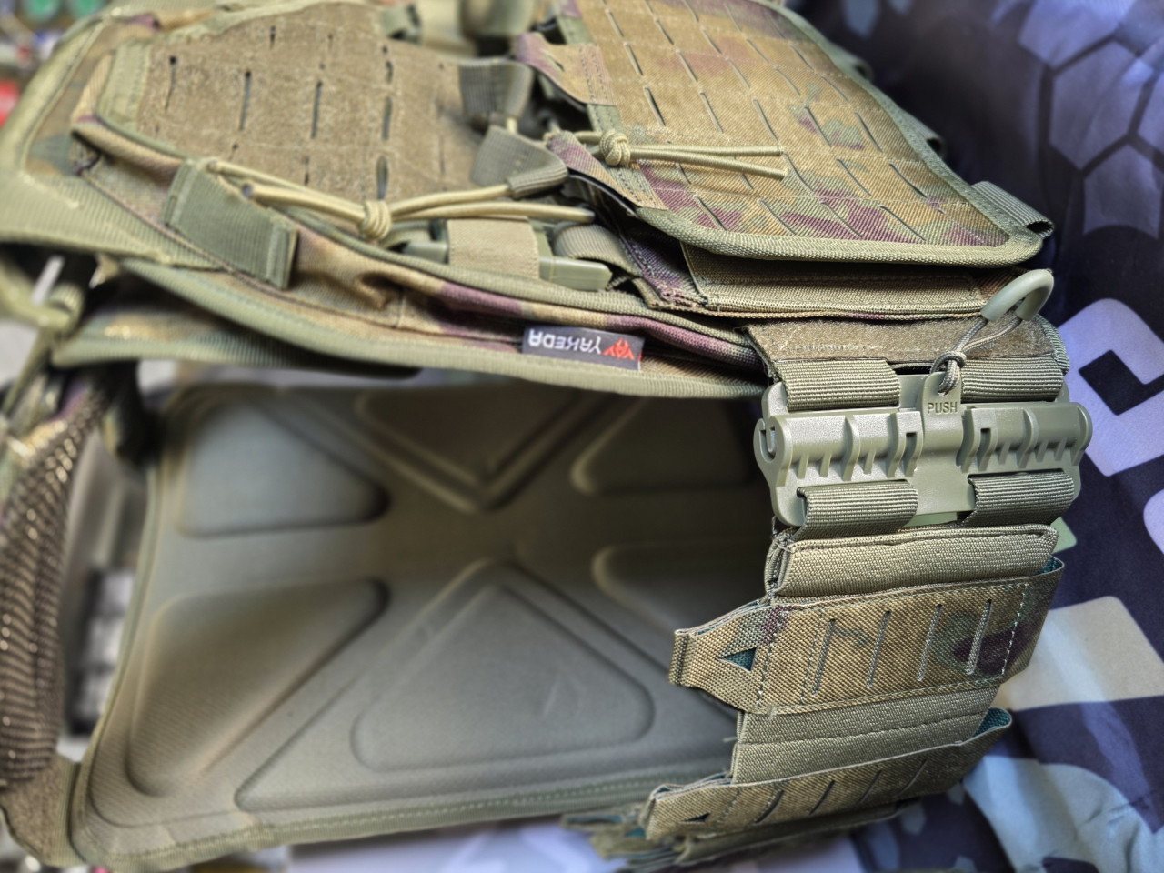 Yakeda Taktički Prsluk   Plate Carrier Airsoft Atacs FG