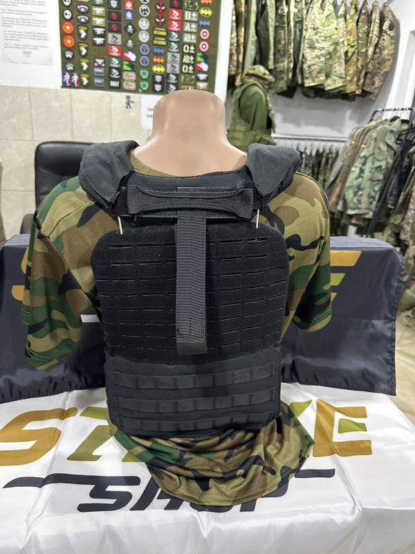 Airsoft Plate Carrier   Crni