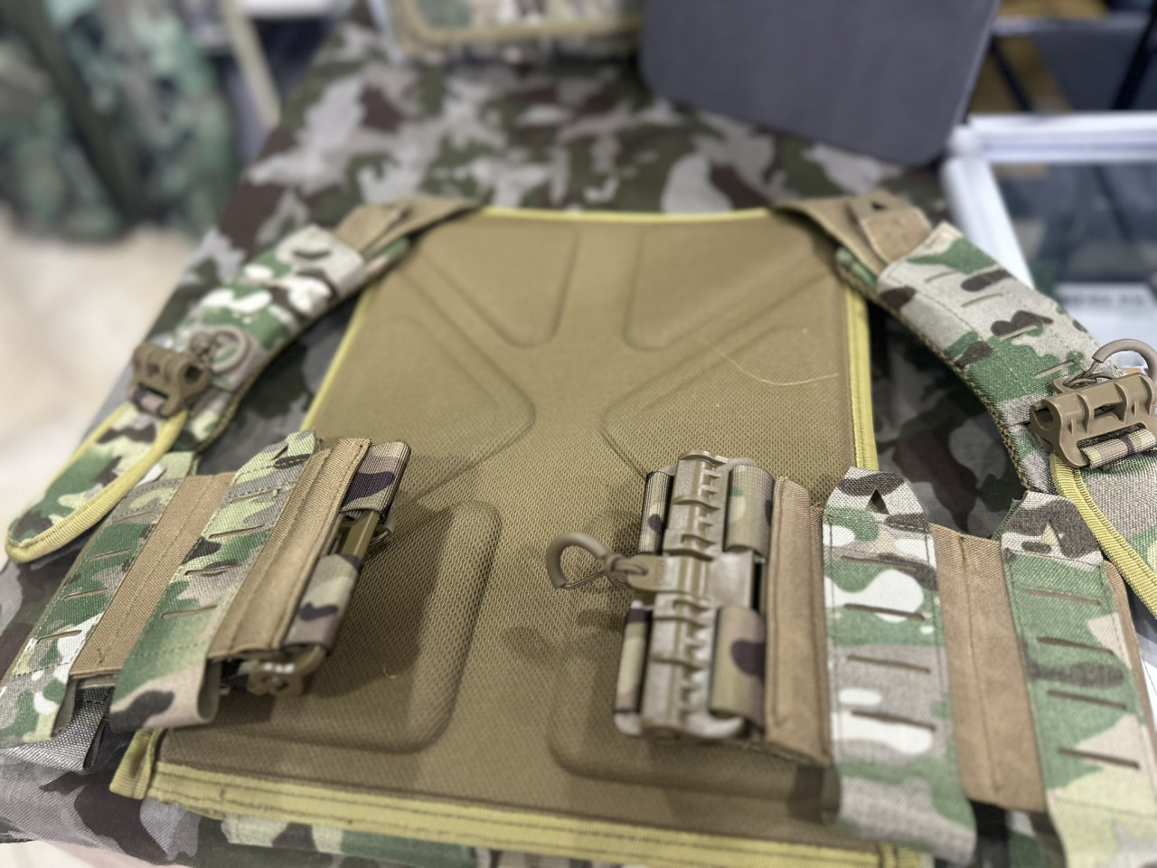 Yakeda Taktički Prsluk   Plate Carrier Airsoft Multicam