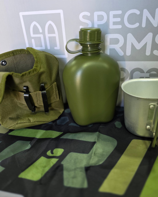 Airsoft Čuturica za vodu + porcija  za jelo  + futrola