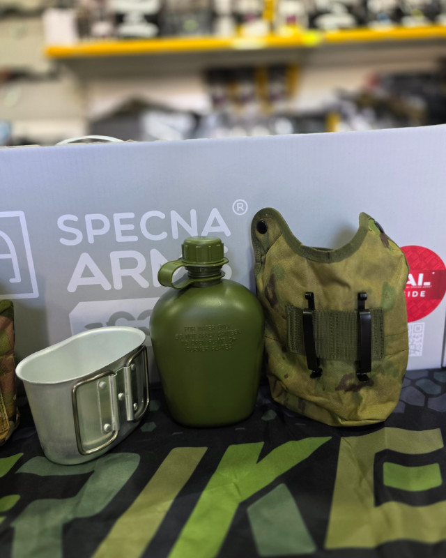 Airsoft Čuturica za vodu + porcija  za jelo  + futrola