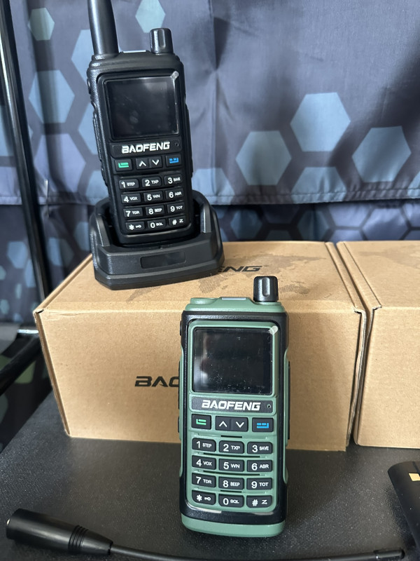 BAOFENG UV-17 Radio stanica VOKI TOKI MOTOROLA