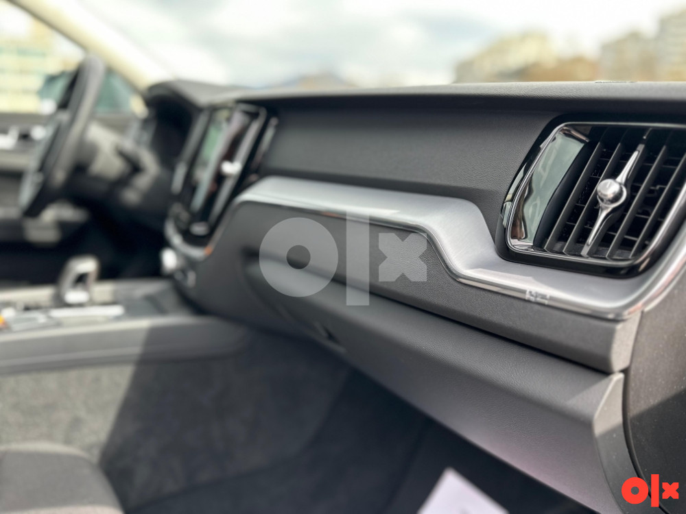 Volvo XC 60 2.0 B4 AWD 4X4 Geartronic FULL-LED VIRTUAL