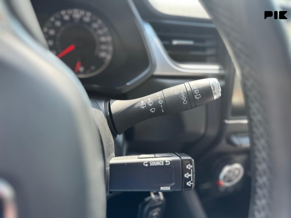 Renault Captur 1.5 DCI Business Pure Vision LED Novi model