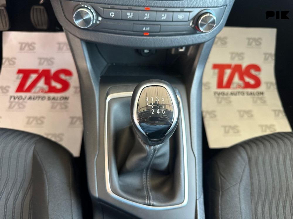 Peugeot 308 1.5 BlueHDI