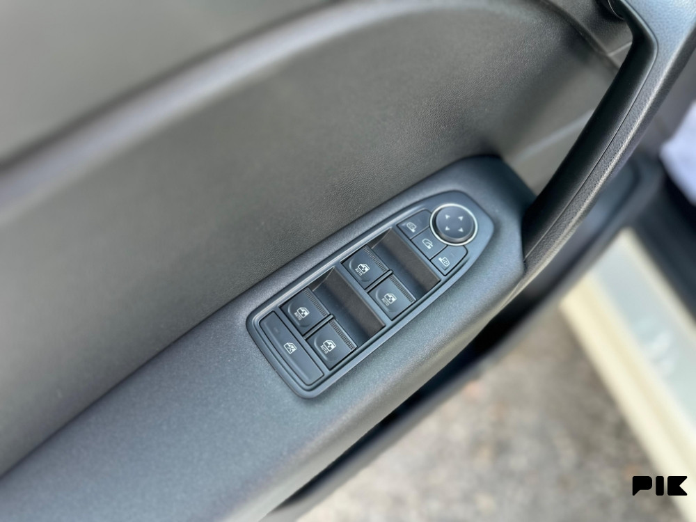 Renault Captur 1.5 DCI Business Pure Vision LED Novi model