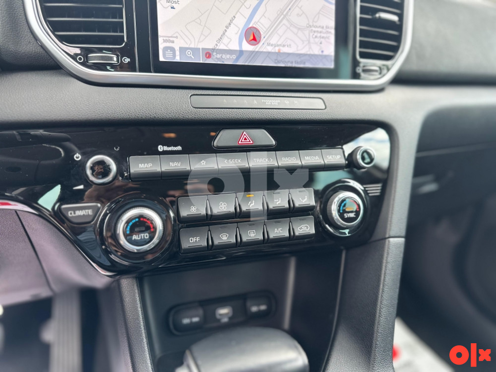 Kia Sportage 1.6 CRDI Black Edition, Kamera FULL-LED