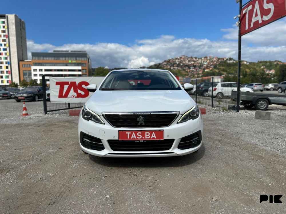 Peugeot 308 1.5 BlueHDI 130KS Navi