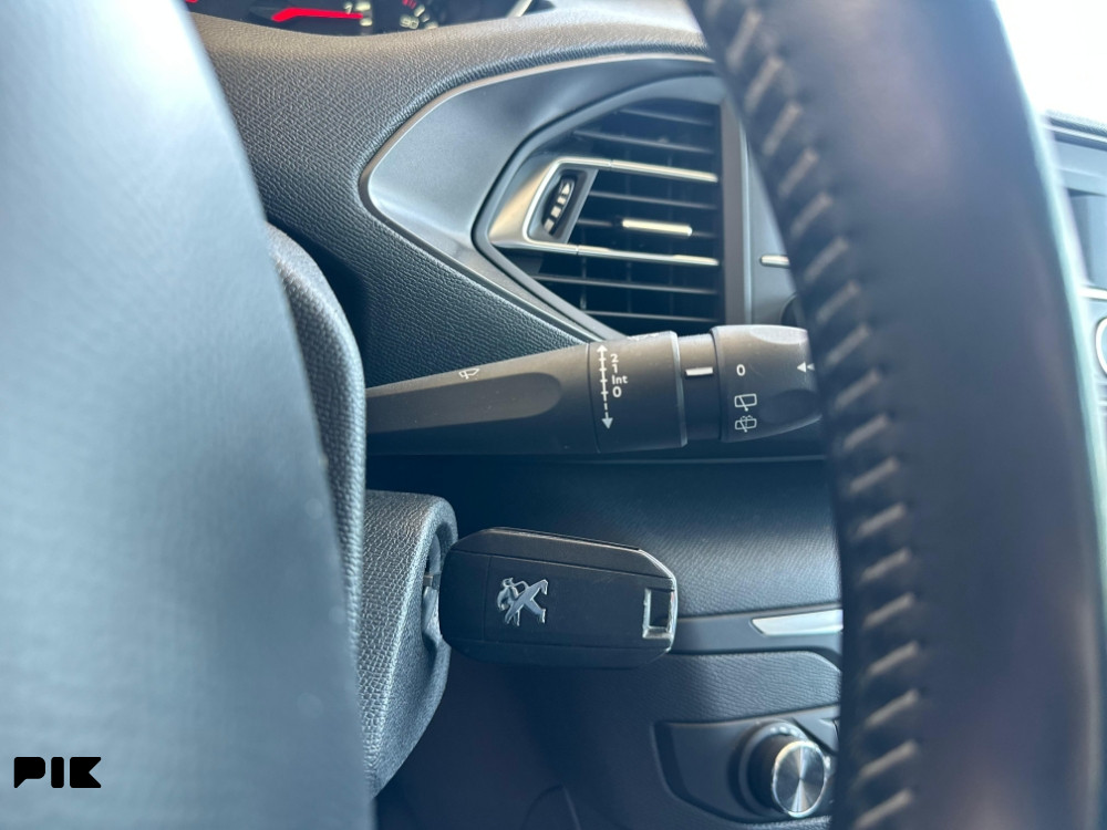 Peugeot 308 1.5 BlueHDI