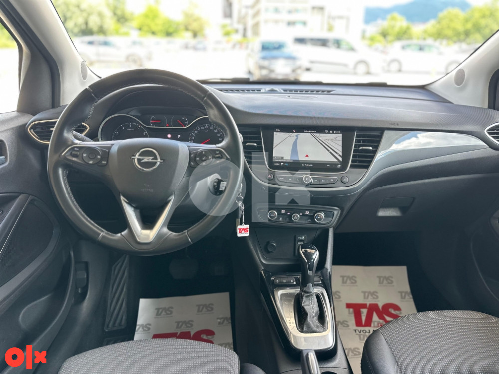 Opel Crossland X 1.5d Automatik 2022g 120KS