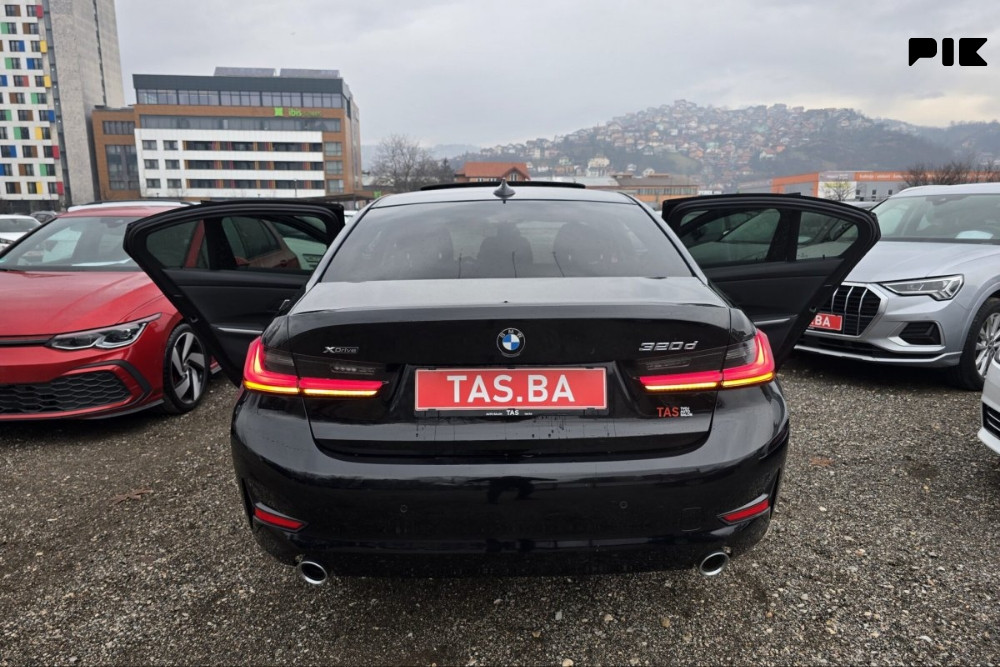 BMW 320d G20 xDrive 4x4 ZF8, 190 KS LED / Šiber / NAVI