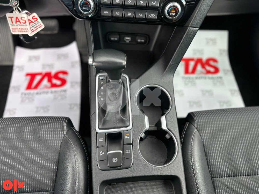 Kia Sportage 1.6 CRDI Black Edition, Kamera FULL-LED