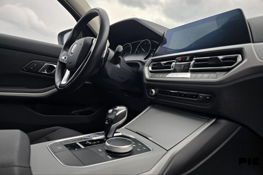 BMW 320d G20 xDrive 4x4 ZF8, 190 KS LED / Šiber / NAVI