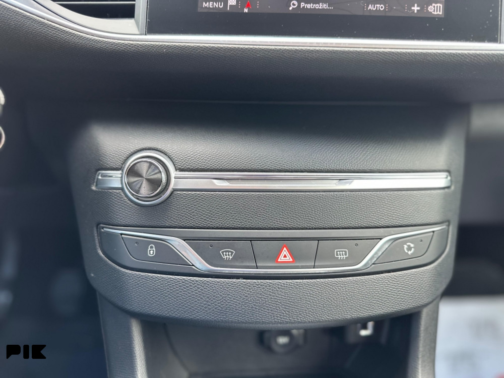 Peugeot 308 1.5 BlueHDI 130KS Navi