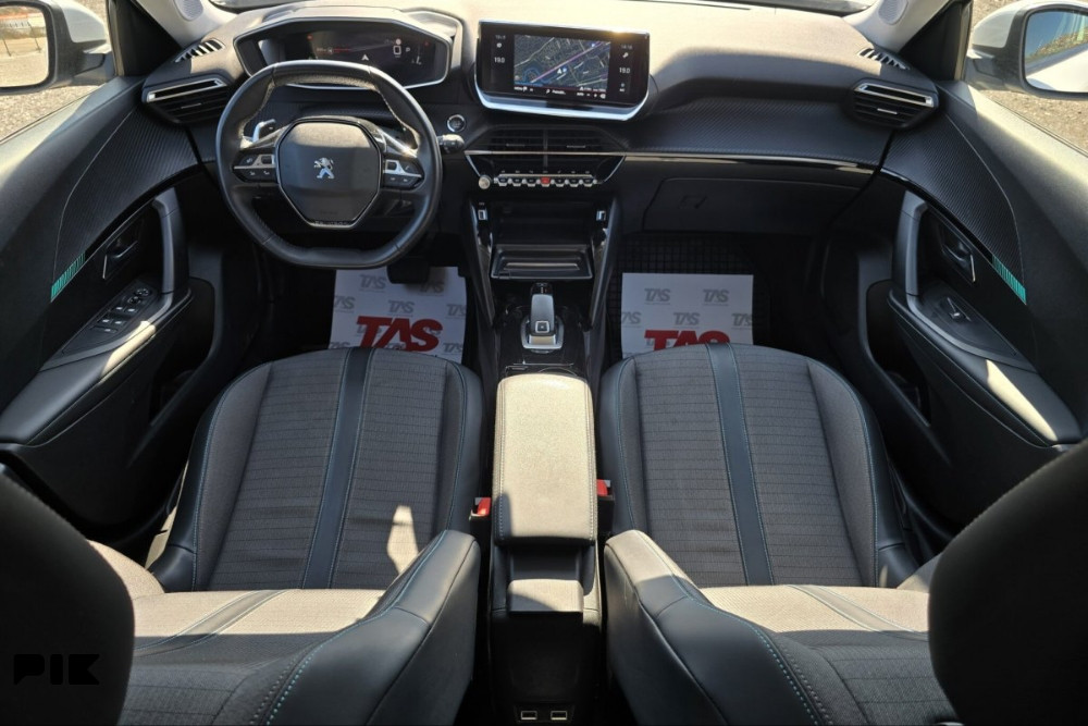 Peugeot 2008 1.5 Allure Sport 130KS Automatik BlueHDI -Full LED-