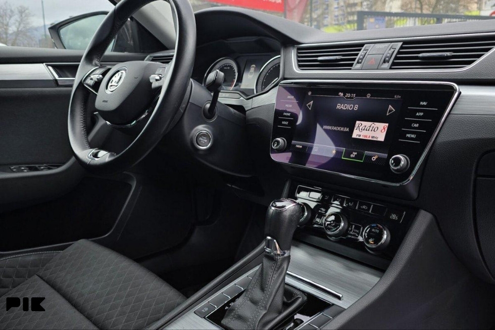 Škoda Superb 2.0 TDI DSG Business Edition FULL LED -FACELIFT-