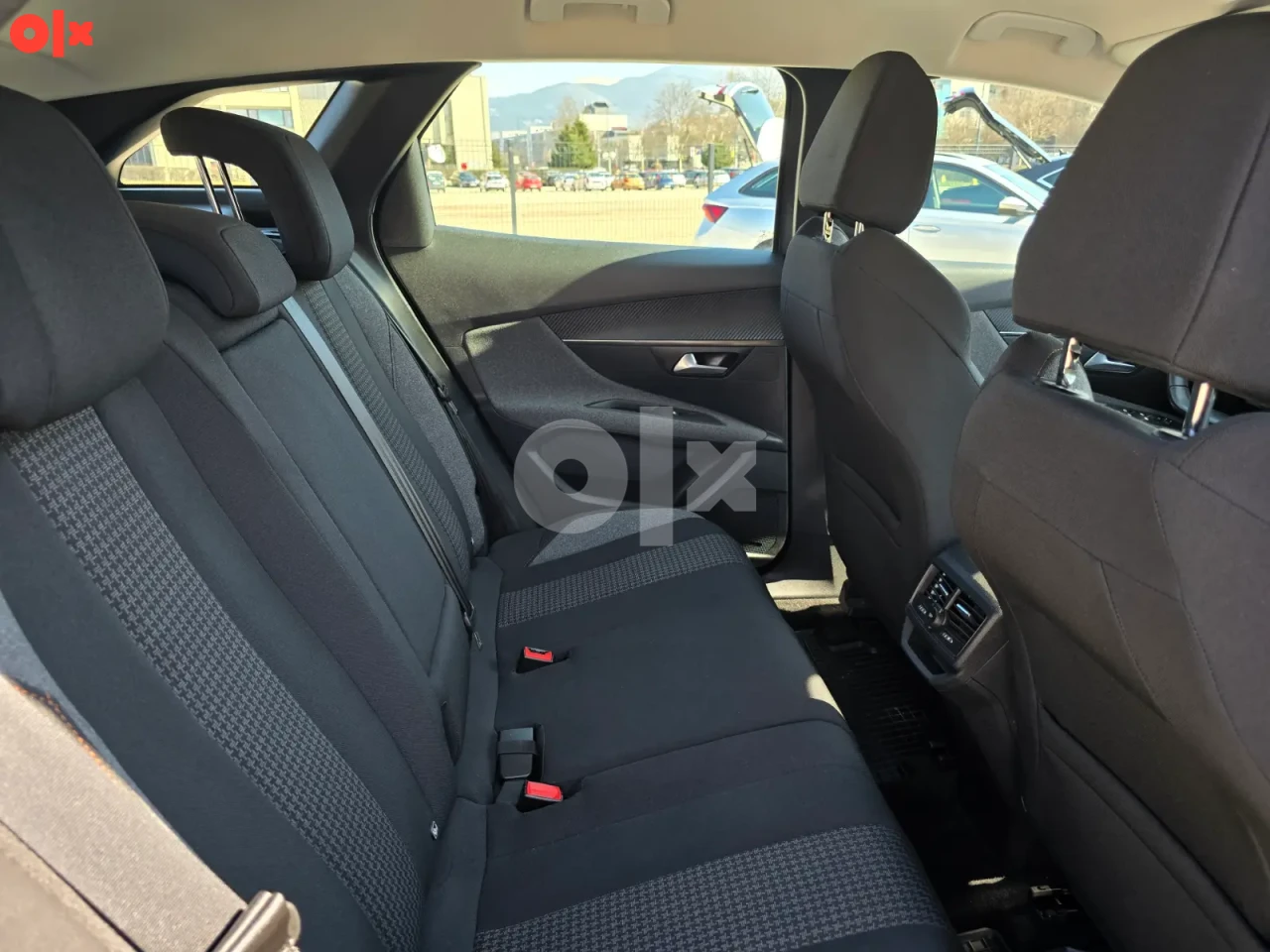 PEUGEOT 3008 1.5 BLUEHDI 8mm LANAC VIRTUAL FULL-LED Navi FACELIFT