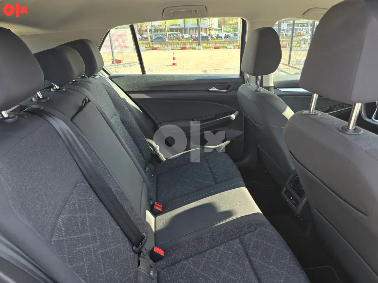 Volkswagen Golf VIII 2.0 TDI DSG 150KS Virtual Cockpit ACC Kamera