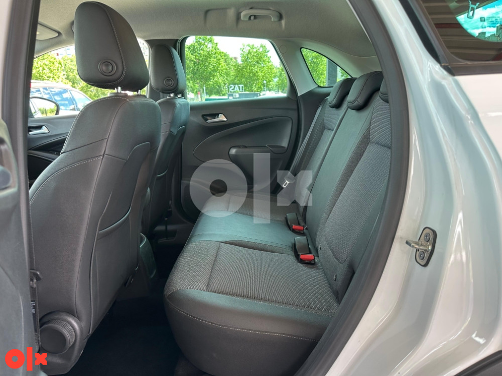Opel Crossland X 1.5d Automatik 2022g 120KS