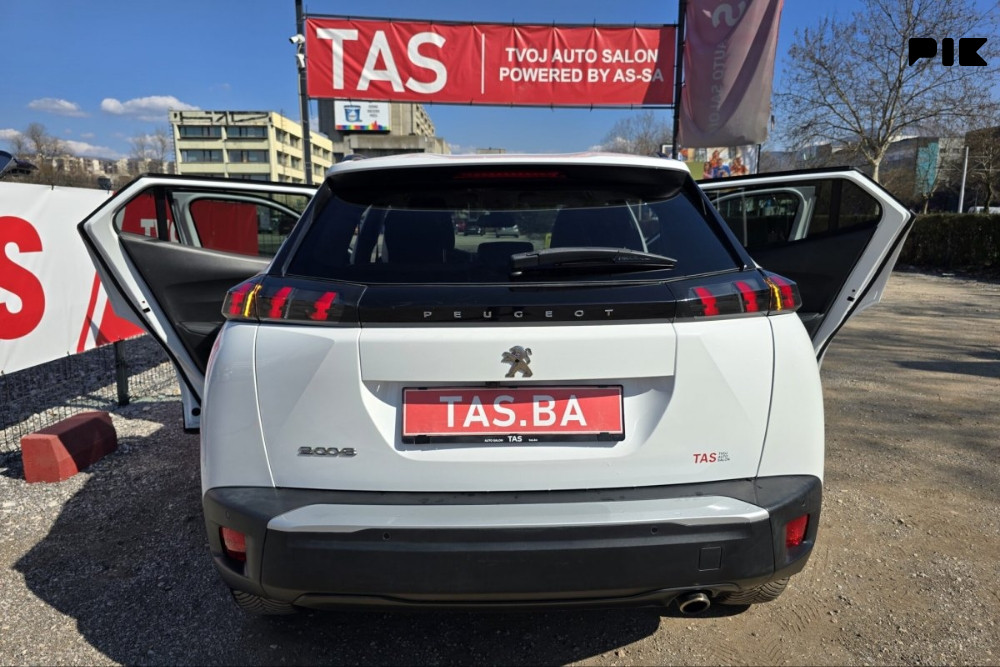 Peugeot 2008 1.5 Allure Sport 130KS Automatik BlueHDI -Full LED-
