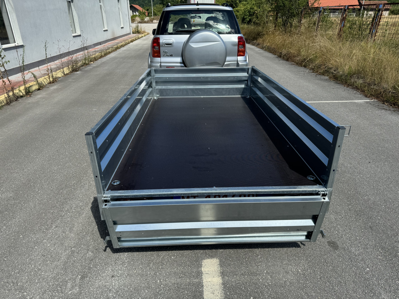 Prikolica Kiperka za auto 750kg Vesta Quad Qvad