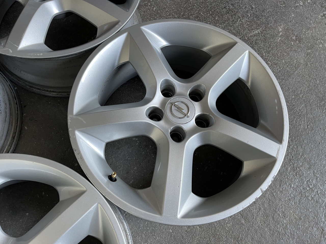 Alu Felge 17 original za Opel 5x110 Astra Vectra